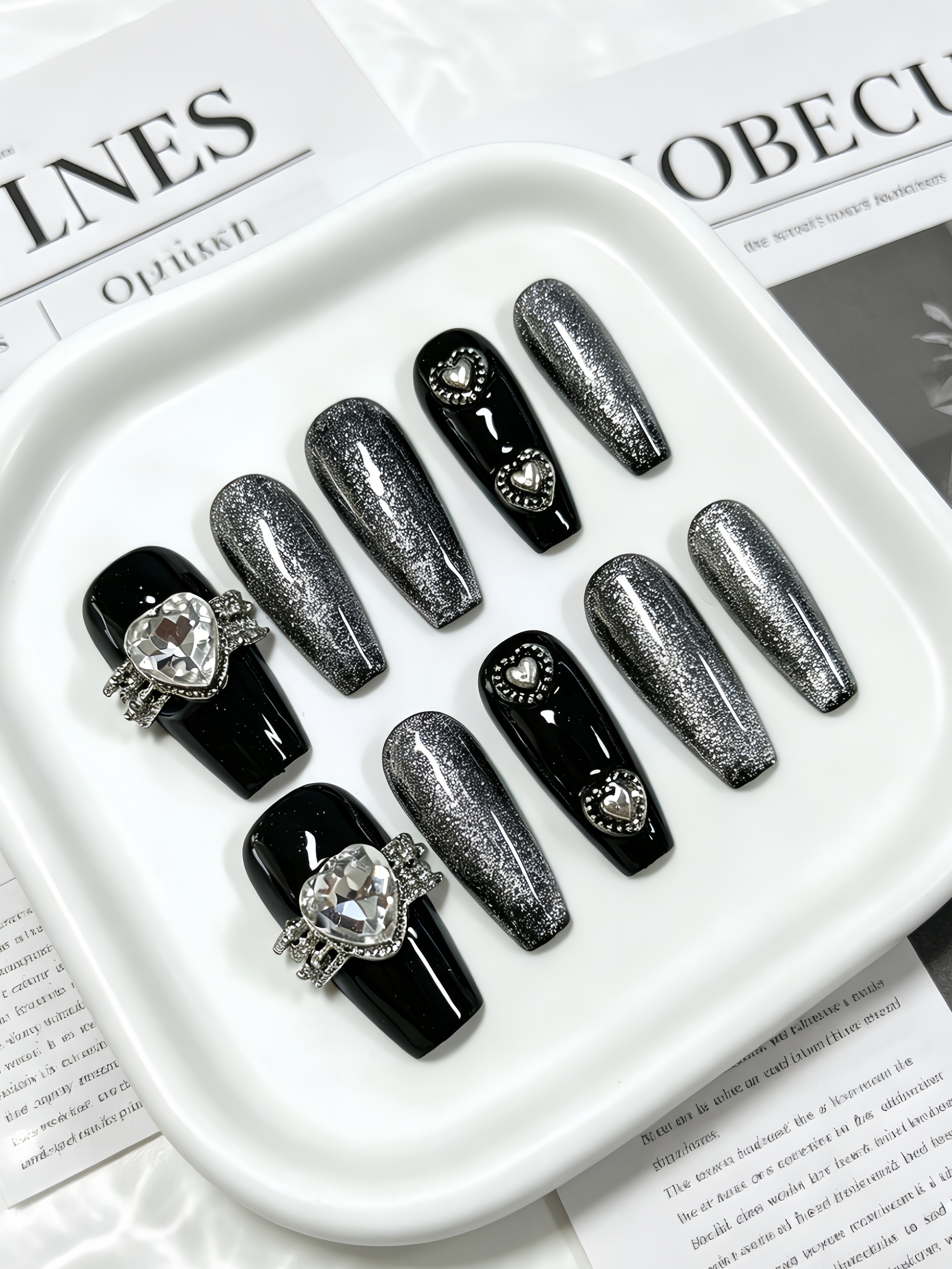 Korean Girl Lifestyle - 10 Medium-Sized Trapezoidal Press-On Nails, Black