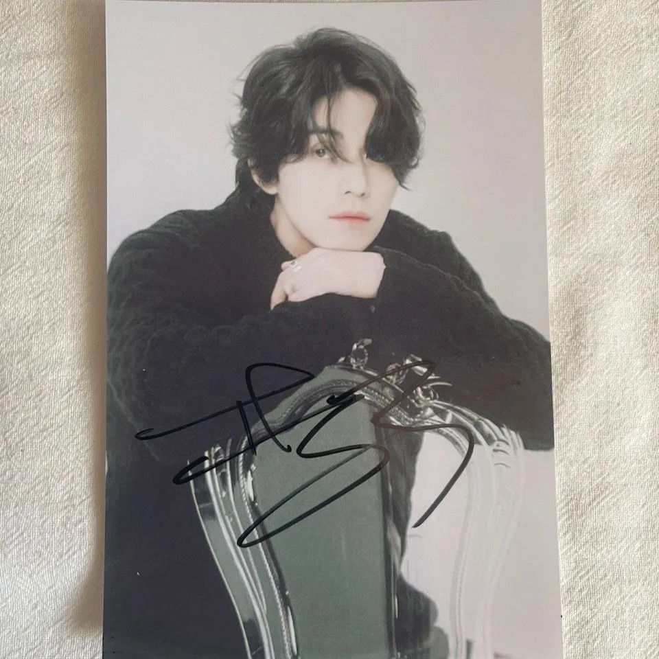 Korean Idol Lee Dong Wook Maga - Korean Lifestyle Magazine ulasan dan harga