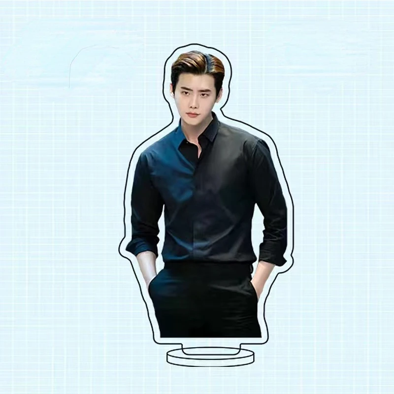 Korean Idol Lee Jong Suk Magaz - Korean Lifestyle Magazine ulasan dan harga