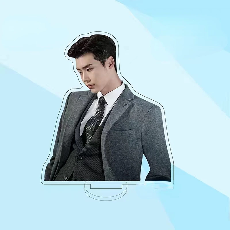 Korean Idol Lee Jong Suk Magaz - Korean Lifestyle Magazine ulasan dan harga