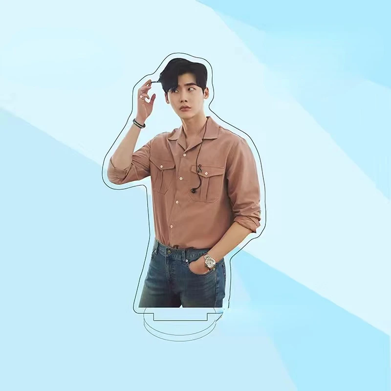 Korean Idol Lee Jong Suk Magaz - Korean Lifestyle Magazine ulasan dan harga